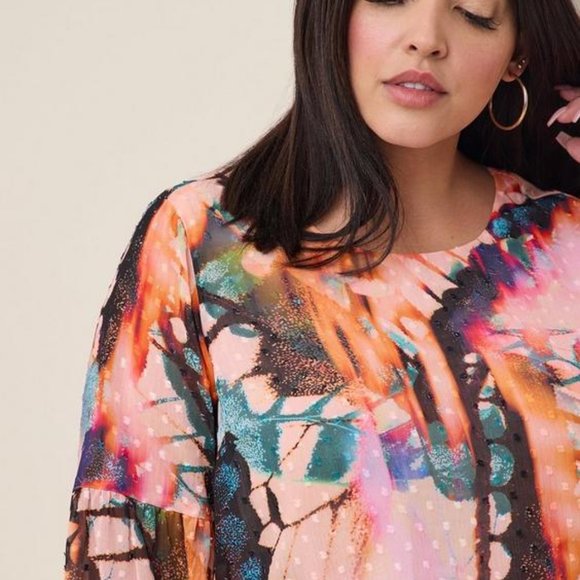 Torrid Chiffon Clip Dot Butterfly Blouson Sz: 1X (14-16) - Picture 3 of 4